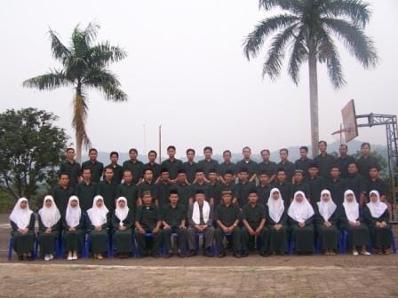 GURU 1 Dewan Guru Darunnajah Cipining