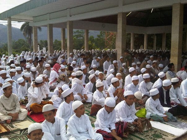 www.darunnajah-cipining.com