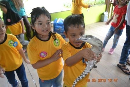 fb:tamankanakislamdarunnajah/email:tk_islamdarunnajah@yahoo.co.id/www.darunnajahkindergarten.com/021-71502355