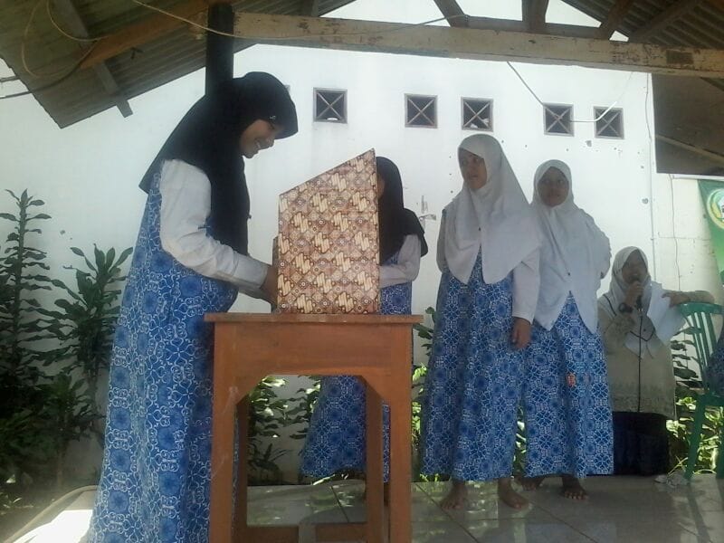 Pemira (pemilihan Raya Organisasi Santri Darunnajah 9