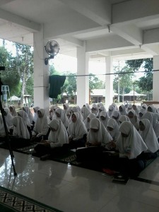 Syukuran Selesai Ujian Semester 1 Dan Pembekalan Etiket-Etiket Pesantren Nurul Ilmi Darunnajah 14 Serang