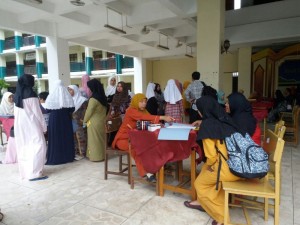 Tahun Ajaran 20152016, Santri Putri menerima Rapor Semester 1