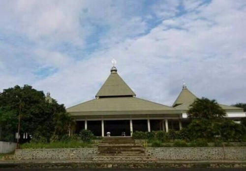 Masjid 46 Tiang Pesantren Darunnajah Cipining