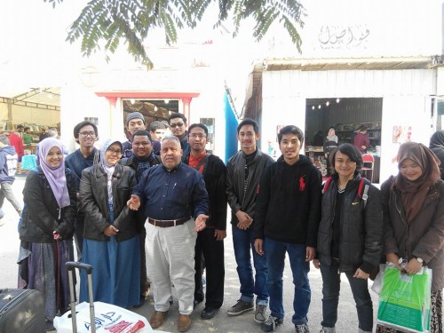Perpustakaan Darunnajah Jakarta memborong buku di International Books Fair di Cairo 1