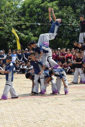 PERSADA oleh Santri Darunnajah Cipining