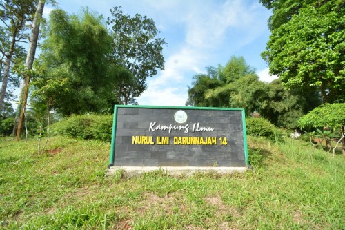 Plang Kampung Ilmi