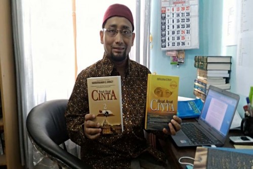 Bedah Buku Ayat-Ayat Cinta 2 BAreng AKng Abik