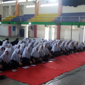 Santri kelas 5 Darunnajah Jakarta mengikuti pelatihan Sejuta Peta Hidup, Mengelola Hidup Merencanakan Masa Depan (MHMMD)