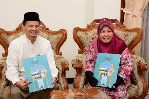 Penandatanganan MOU Pesantren Darunnajah Jakarta dengan Sri Utama International Schools Kuala Lumpur Malaysia, Ahad 28 Agustus 2016