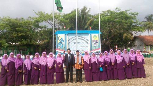 Pembukaan Porseka 9 Pesantren Al-Manshur Darunnajah 3 Serang Banten, dihadiri Kepala Kemenag Kab. Serang, Drs. H. Abdurrouf, M.Si.