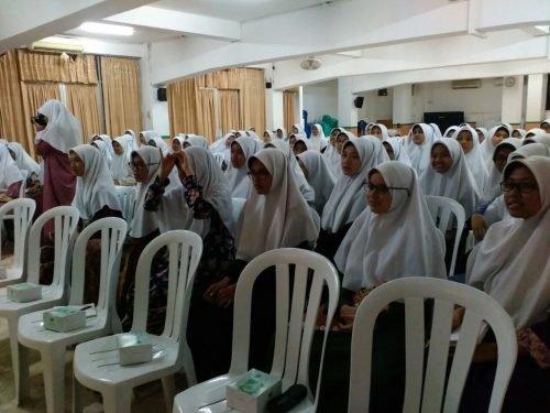 Seminar Pers dan Jurnalistik