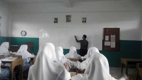 Guru Sri Utama International School magang di Pesantren Darunnajah Jakarta