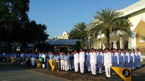 Santri Putra Darunnajah Peringati HUT RI Ke-71