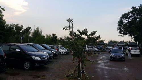 parkir asrama putri 3