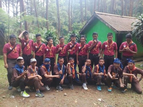 Kegiatan out bond peserta jambore di skipan camp