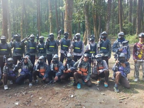 Kegiatan out bond peserta jambore di skipan camp