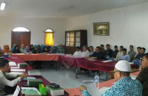 Ta'hilul Mudarrisin (Program peningkatan kompetensi guru) mata pelajaran Mutholaah di Darunnajah Learning Center 2 Cipanas