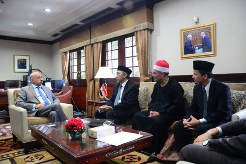 Jalin Silaturrahim Dengan Dubes Republik Arab Mesir Dr. Amr Muawwad