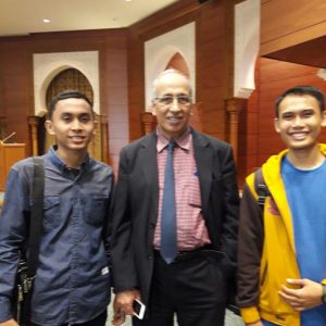 Fariz bersama Staf Bagian Humas ISESCO (Islamic Education Scientific and Cultural Organization)