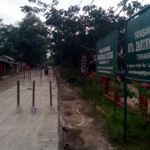 Pengecoran jalan raya depan kampus 3..