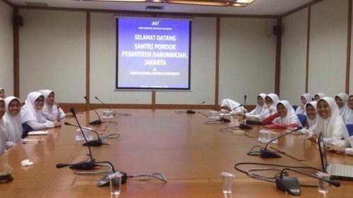 Kunjungan santri Darunnajah Jakarta ke Arsip Nasional Indonesia