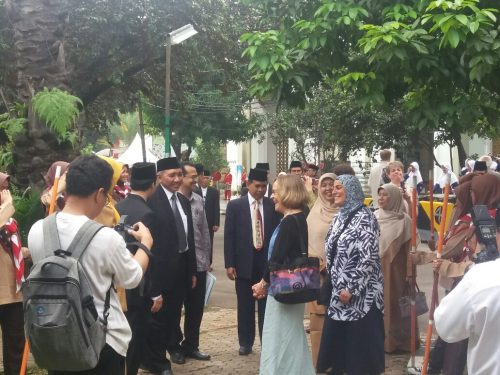 Pimpinan Darunnajah Jakarta Menyambut Tamu ICMI dan Tokoh Agama Dari Amerika Serikat