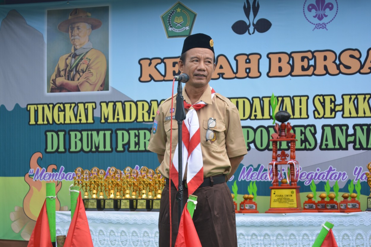 bapak-h-sahra-camat-cikeusik-dalam-kemah-bersama-tingkat-madrasah-ibtidaiyah-se-kkm-min-3-pandeglang-di-ponpes-an-nahl-darunnajah-5-cikeusik-pandeglang-banten