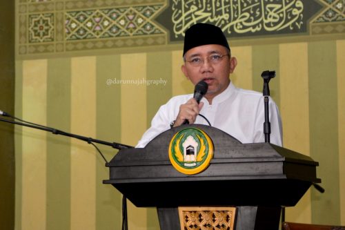 Santri Pesantren Darunnajah Jakarta Sujud Syukur Usai Laksanakan Ujian Mid Semester 1