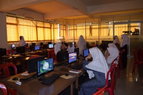 Pelatihan Kesekretariatan OSDN Putri