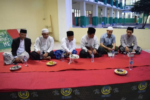 Asrama Rayon Indonesia Baru Pesantren Darunnajah Jakarta Adakan Buka Bersama