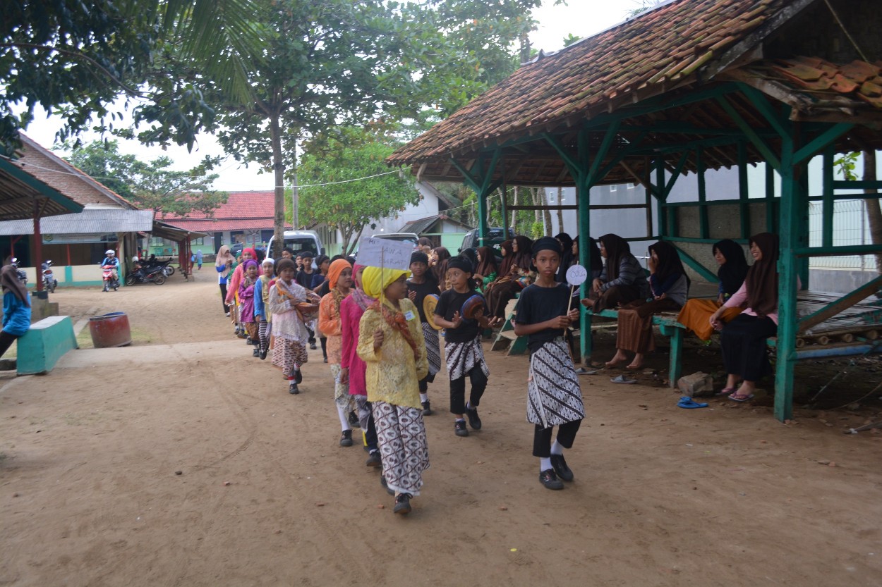 karnaval-kemah-bersama-tingkat-madrasah-ibtidaiyah-se-kkm-min-3-pandeglang-di-ponpes-an-nahl-darunnajah-5-cikeusik-pandeglang-banten-15