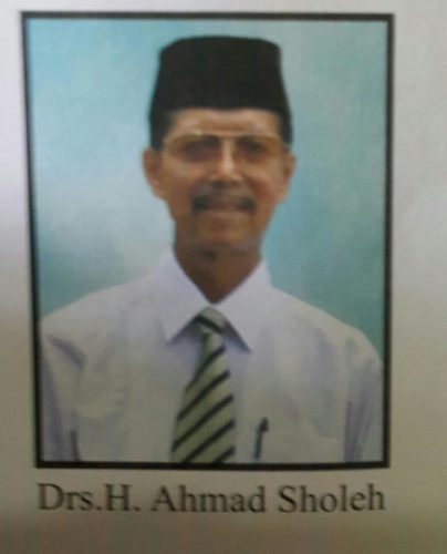 Drs.H. Ahmad Sholeh, guru Darunnajah meninggal dunia Jumat 30 September 2016 pk 10.00 pada usia 67 tahun