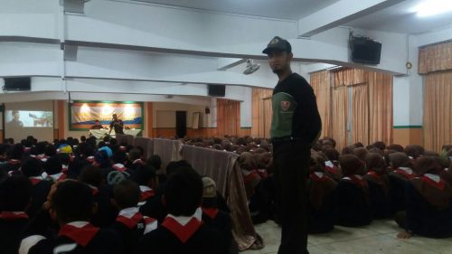 pelatihan saka bhayangkara hari ke-3 di darunnajah jakarta