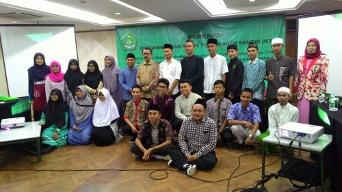 workshop pengembangan karya tulis ilmiah santri seluruh indonesia di depok