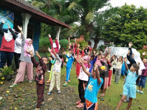 Kegiatan Praktik Pengabdian Masyarakat Hari Kedua Di Kecamatan Teramang Dan Penarik Mukomuko Bengkulu