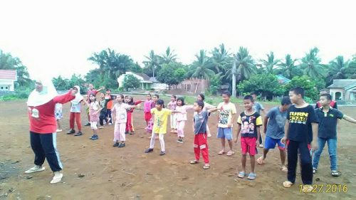 Kegiatan Hari Keempat Praktik Pengabdian Masyarakat Pesantren Darunnajah Jakarta Di Mukomuko Bengkulu