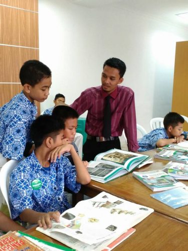 Suasana Perpustakaan Di Darunnajah Jakarta