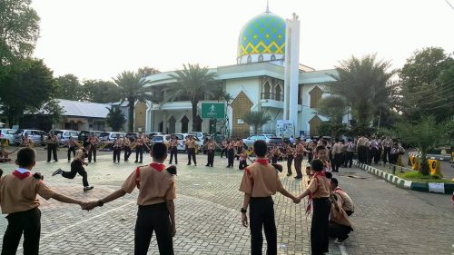 Santri Putra Darunnajah Jakarta Ikuti Latihan Pramuka