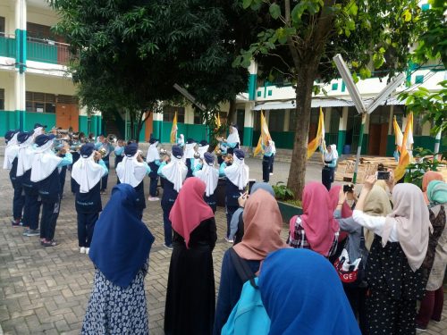 Kegiatan Mahasiswa Keio University Tokyo Japan Di Pesantren Darunnajah Jakarta