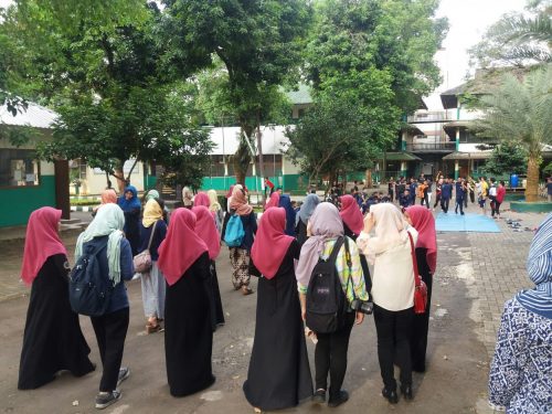 Kegiatan Mahasiswa Keio University Tokyo Japan Di Pesantren Darunnajah Jakarta