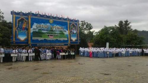 Pembukaan Darunnajah Language Competition