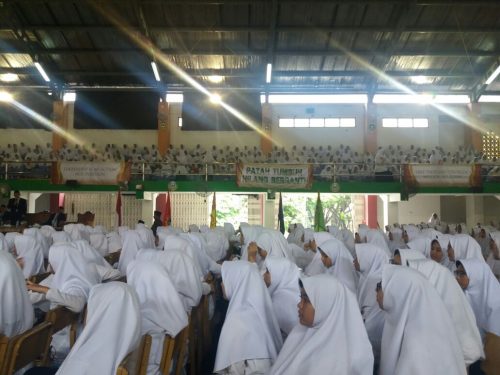 Sesi Kelima Laporan Pertanggung Jawaban Organisasi Santriwati Darunnnajah Masa Bakti 2016-2017