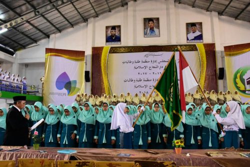 Sesi Keenam Laporan Pertanggung Jawaban Organisasi Santriwati Darunnnajah Masa Bakti 2016-2017