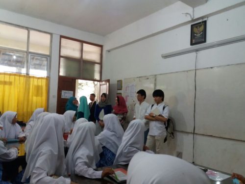 Kegiatan Hari Kedua Mahasiswa Keio University Tokyo Japan Di Pesantren Darunnajah Jakarta