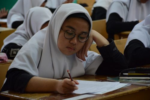 Tes Minat Dan Bakat Bagi Santri Putri Kelas 3 Dan Intensive TMI