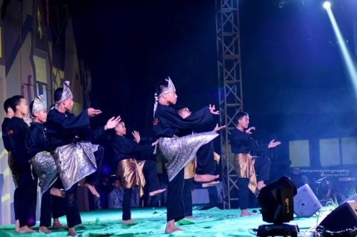 Santri Putra Kelas 4 TMI Darunnajah Jakarta Adakan D'ICE