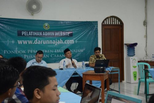Pembukaan Pelatihan Admin Website Darunnajah.com