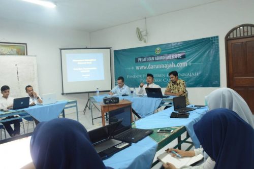 Pembukaan Pelatihan Admin Website Darunnajah.com