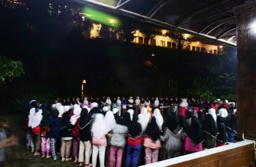 Kegiatan Rihlah Bagi Santriwati Kelas 3 TMI Darunnajah Jakarta