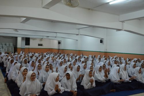 Pengarahan Ujian Madrasah Dan Penjurusan Bagi Santri Putri Kelas 3 TMI